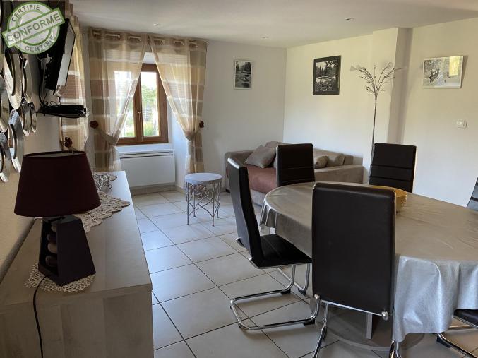 location-saisonniere-jura-appartement-les-marguerites-7bt6fsd536.jpeg