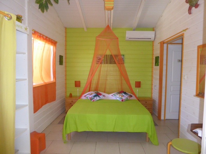 -Guadeloupe-Location-de-5-bungalows-et-d-une-villa-11131533536164697072.jpg