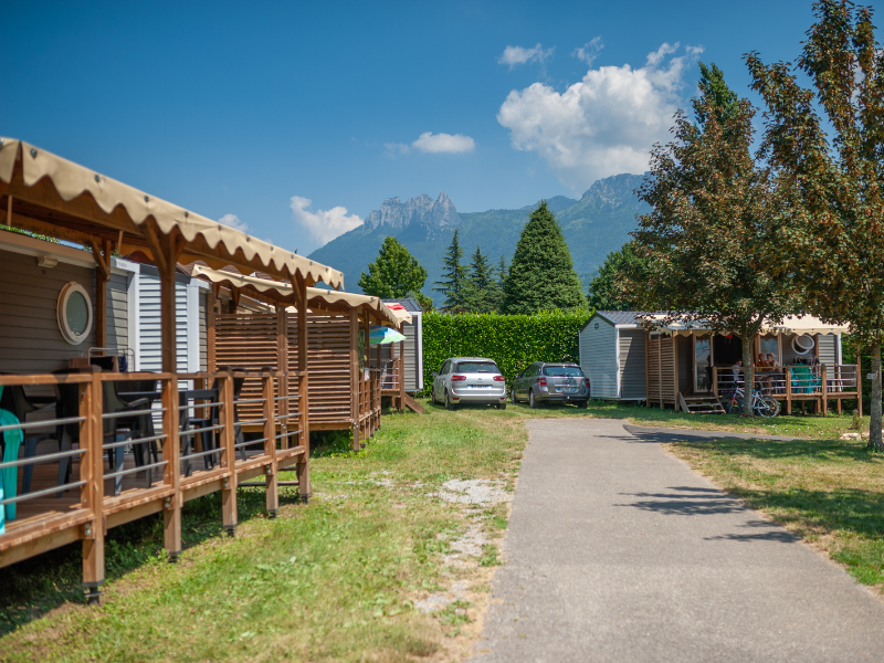 camping-auvergne-rhone-alpes-haute-savoie-camping-4-au-lac-d-annecy-8203637464750597578.png